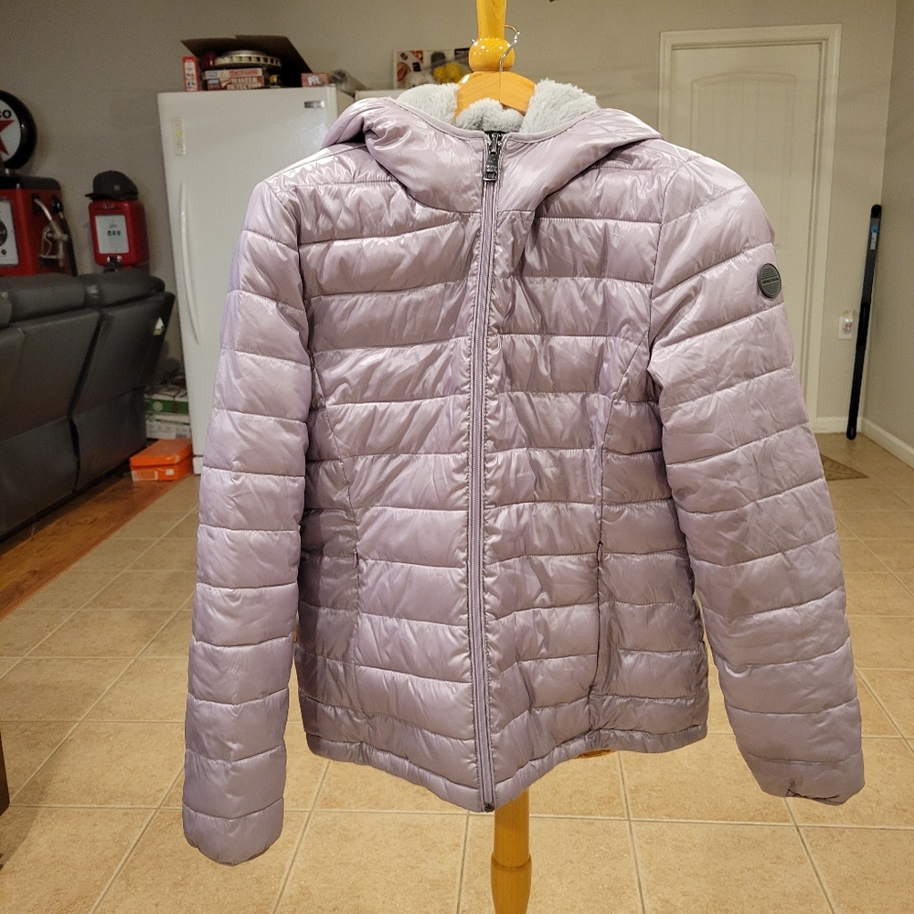 🧥EUC~ Puffer Jacket - Picture 3 of 10